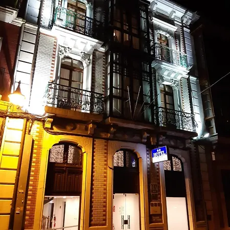 Puerto De Hotel