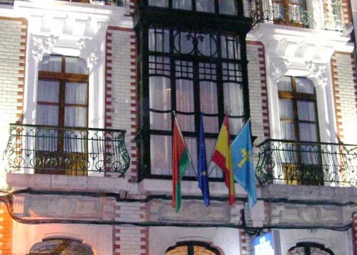 Puerto De Hotel Llanes