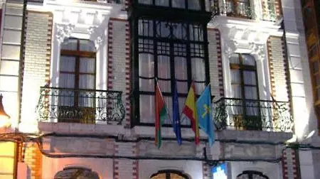 Hotel Cantabrico De